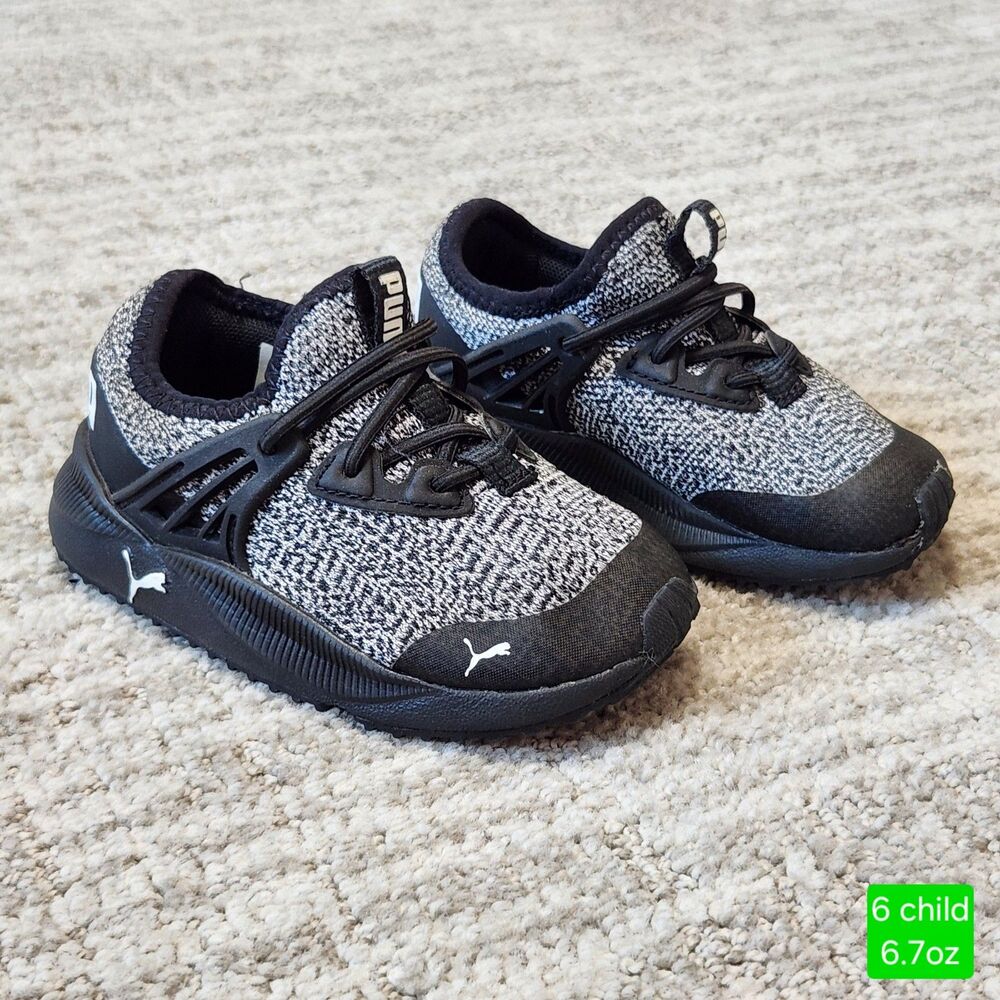 PUMA toddler boy slip-on sneakers black white size 6